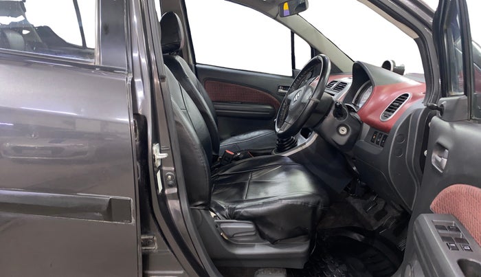 2015 Maruti Ritz VXI, Petrol, Manual, 54,482 km, Right Side Front Door Cabin