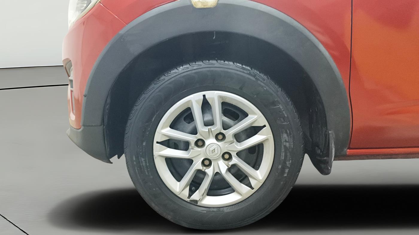 2019 Renault TRIBER RXL MT, Petrol, Manual, 99,757 km, Left Front Wheel