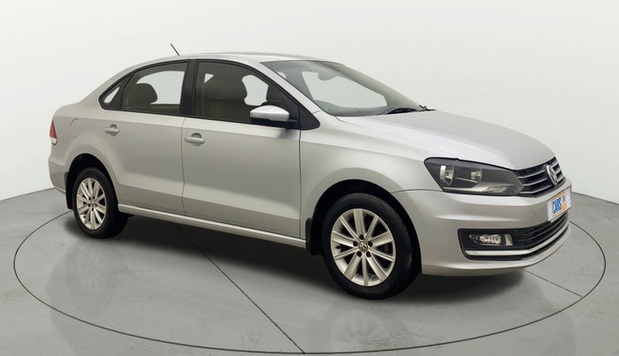 2016 Volkswagen Vento HIGHLINE 1.6 MPI, Petrol, Manual, 58,938 km, Right Front Diagonal