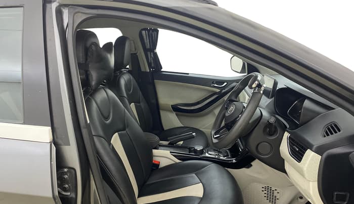 2021 Tata NEXON XZA PLUS PETROL, Petrol, Automatic, 31,083 km, Right Side Front Door Cabin