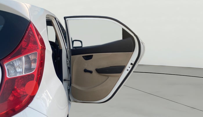 2015 Hyundai Eon ERA +, Petrol, Manual, 95,486 km, RHS Rear Door