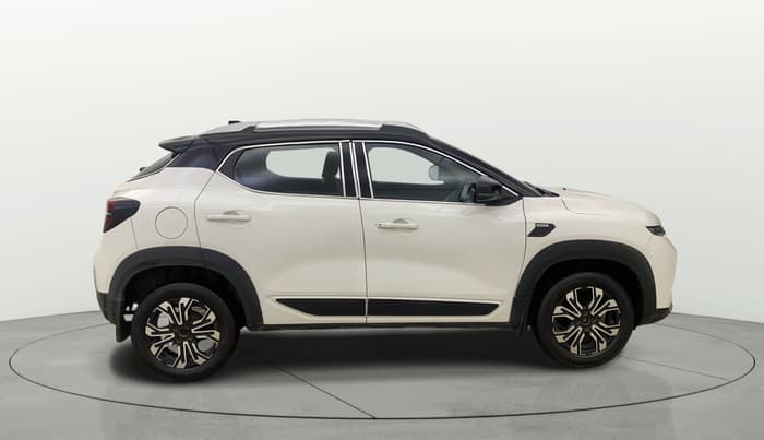 2021 Renault Kiger RXZ AMT DUAL TONE, Petrol, Automatic, 68,250 km, Right Side View