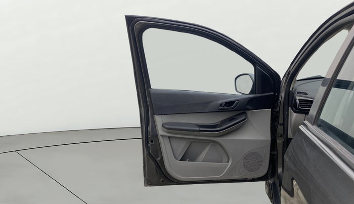2021 Tata Tiago XT (O) PETROL, Petrol, Manual, 1,09,683 km, LHS Front Door