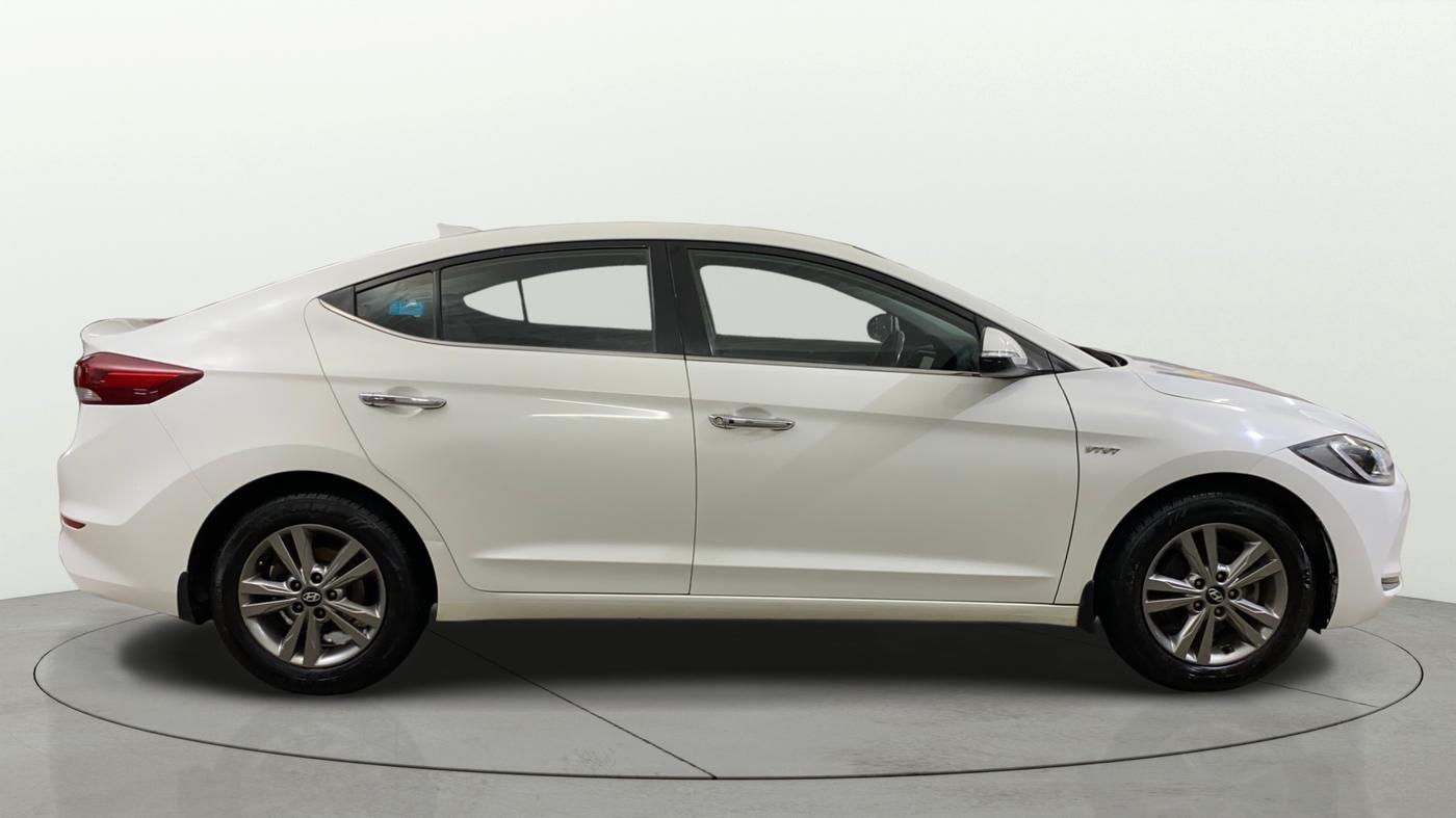 2018 Hyundai New Elantra 2.0 SX(O) AT PETROL, Petrol, Automatic, 58,002 km, Right Side View