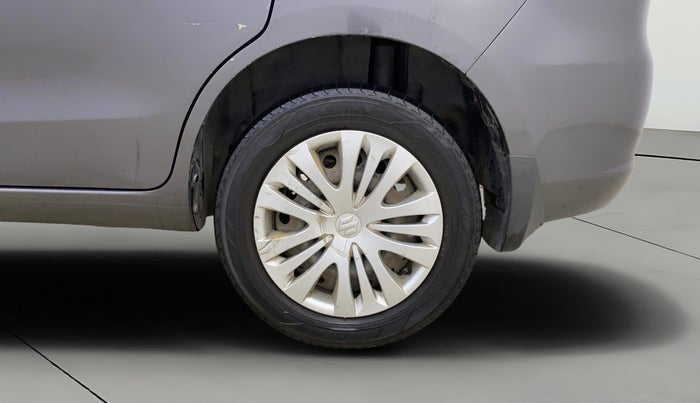 2015 Maruti Ertiga VXI CNG, CNG, Manual, 1,07,500 km, Left Rear Wheel