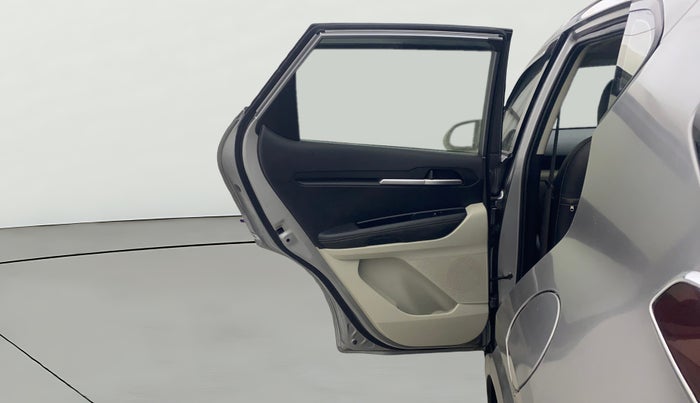 2020 KIA SONET HTX 1.0 IMT, Petrol, Manual, 32,564 km, LHS Rear Door