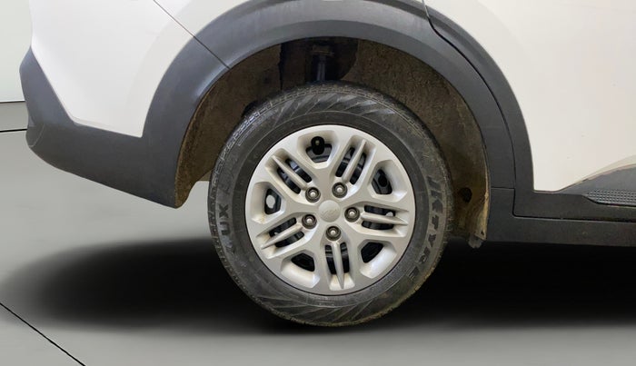 2024 KIA CARENS Premium (O) 1.5 Petrol 7 STR, Petrol, Manual, 56,101 km, Right Rear Wheel