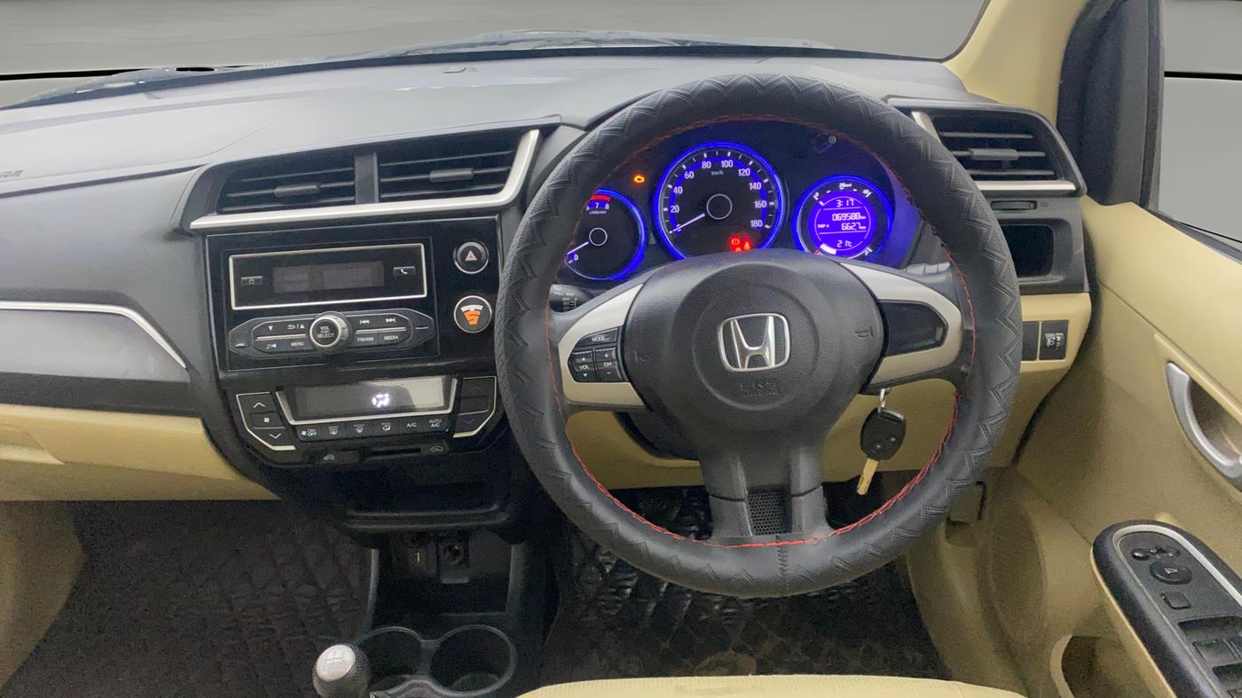 2017 Honda Amaze 1.2L I-VTEC VX, Petrol, Manual, 69,622 km, Steering Wheel Close Up