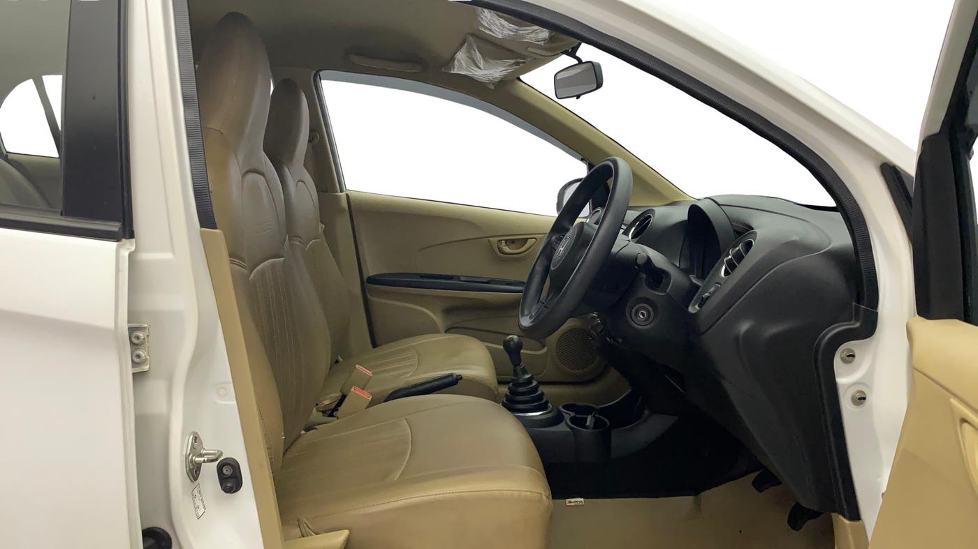 2015 Honda Amaze 1.2L I-VTEC S, Petrol, Manual, 31,218 km, Right Side Front Door Cabin