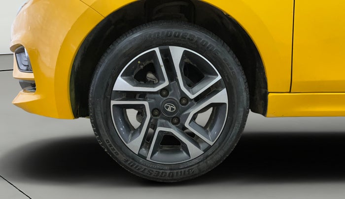 2020 Tata Tiago XZA PLUS PETROL, Petrol, Automatic, 28,897 km, Left Front Wheel
