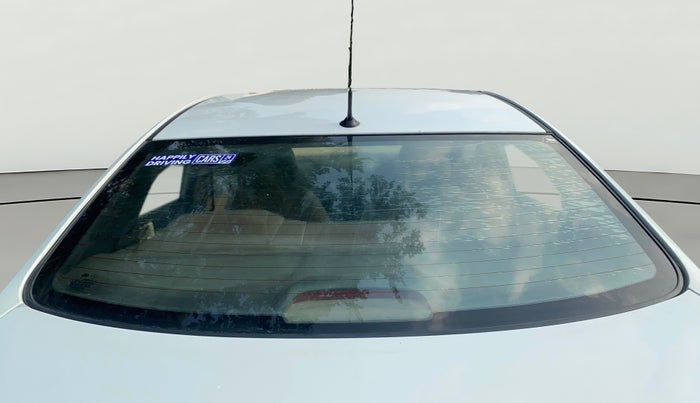 2014 Hyundai Verna FLUIDIC 1.4 VTVT CX, Petrol, Manual, 1,16,071 km, Rear Windshield