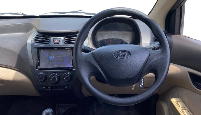 2015 Hyundai Eon D-LITE+, Petrol, Manual, 25,257 km, Steering Wheel Close Up