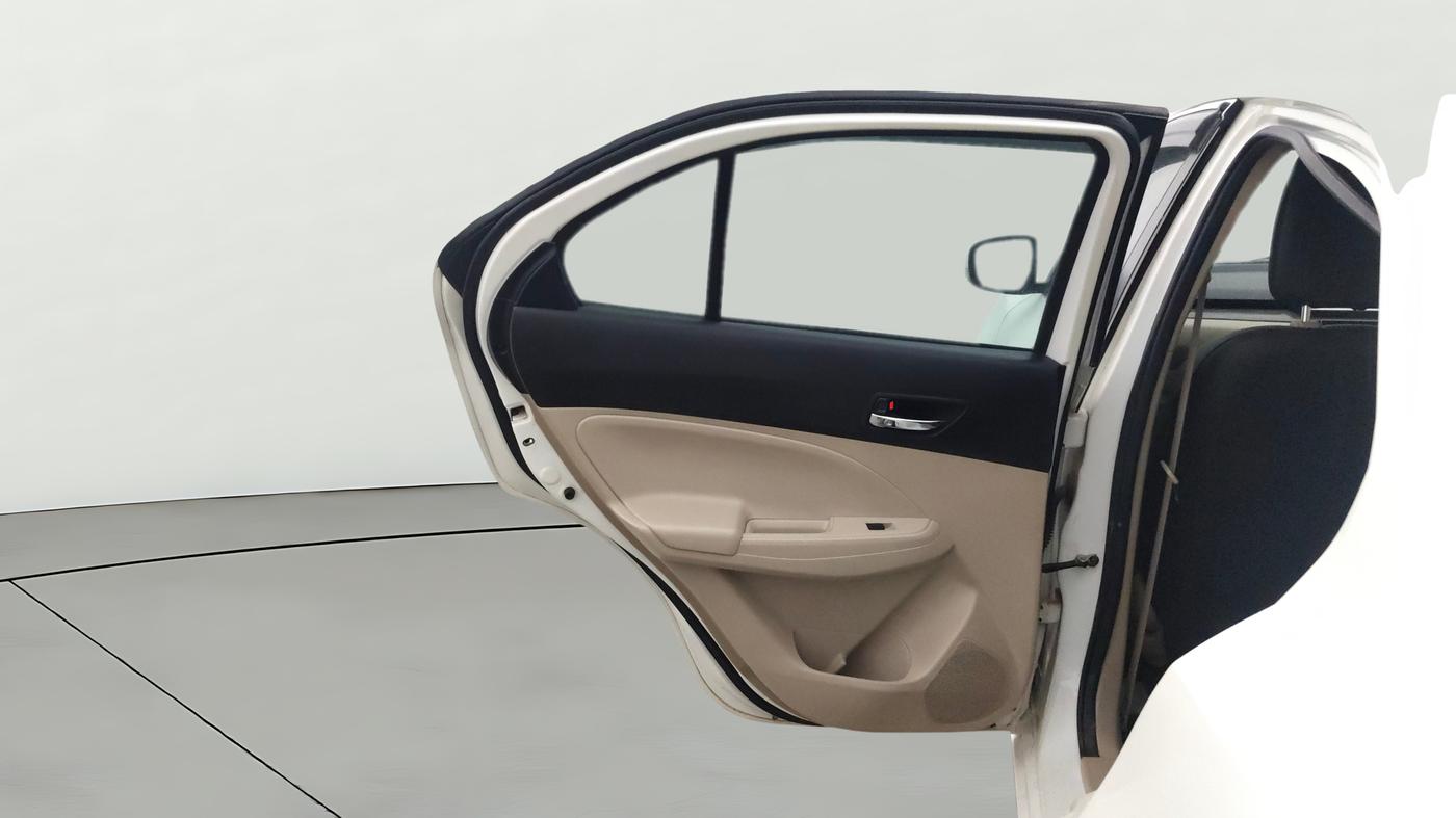 2024 Maruti Dzire ZXI CNG, CNG, Manual, 26,588 km, LHS Rear Door