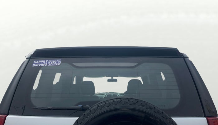 2017 Mahindra TUV300 T10, Diesel, Manual, 1,16,846 km, Rear Windshield