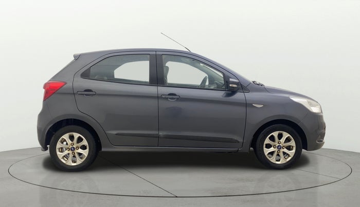 2016 Ford New Figo TITANIUM 1.2 PETROL MT, Petrol, Manual, 39,246 km, Right Side View