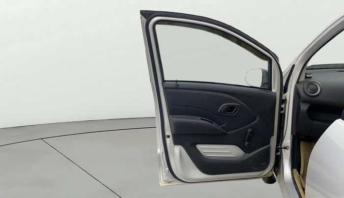 2018 Datsun Redi Go A, Petrol, Manual, 83,349 km, LHS Front Door