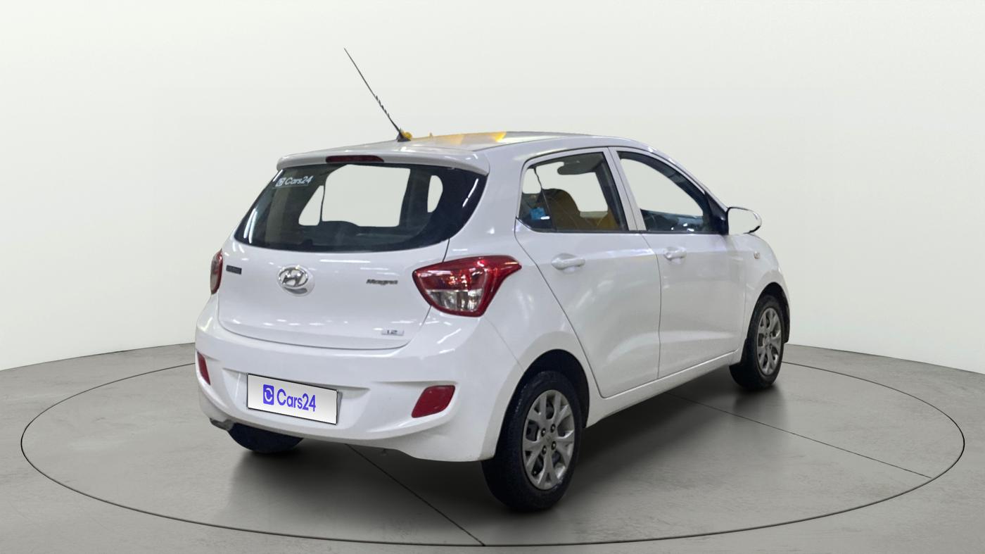 2015 Hyundai Grand i10 MAGNA 1.2 KAPPA VTVT, Petrol, Manual, 43,856 km, Right Back Diagonal