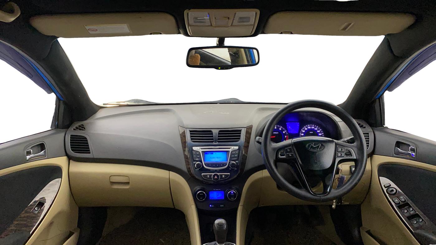 2014 Hyundai Verna FLUIDIC 1.6 VTVT SX, CNG, Manual, 60,800 km, Dashboard