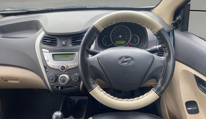 2015 Hyundai Eon MAGNA +, Petrol, Manual, 77,507 km, Steering Wheel Close Up