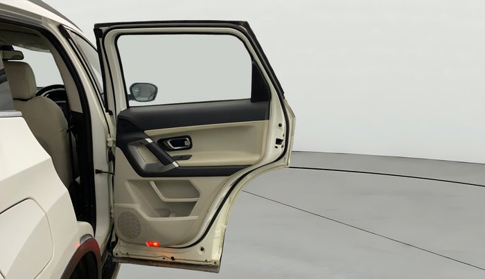 2023 Tata Safari XZ PLUS, Diesel, Manual, 46,577 km, RHS Rear Door