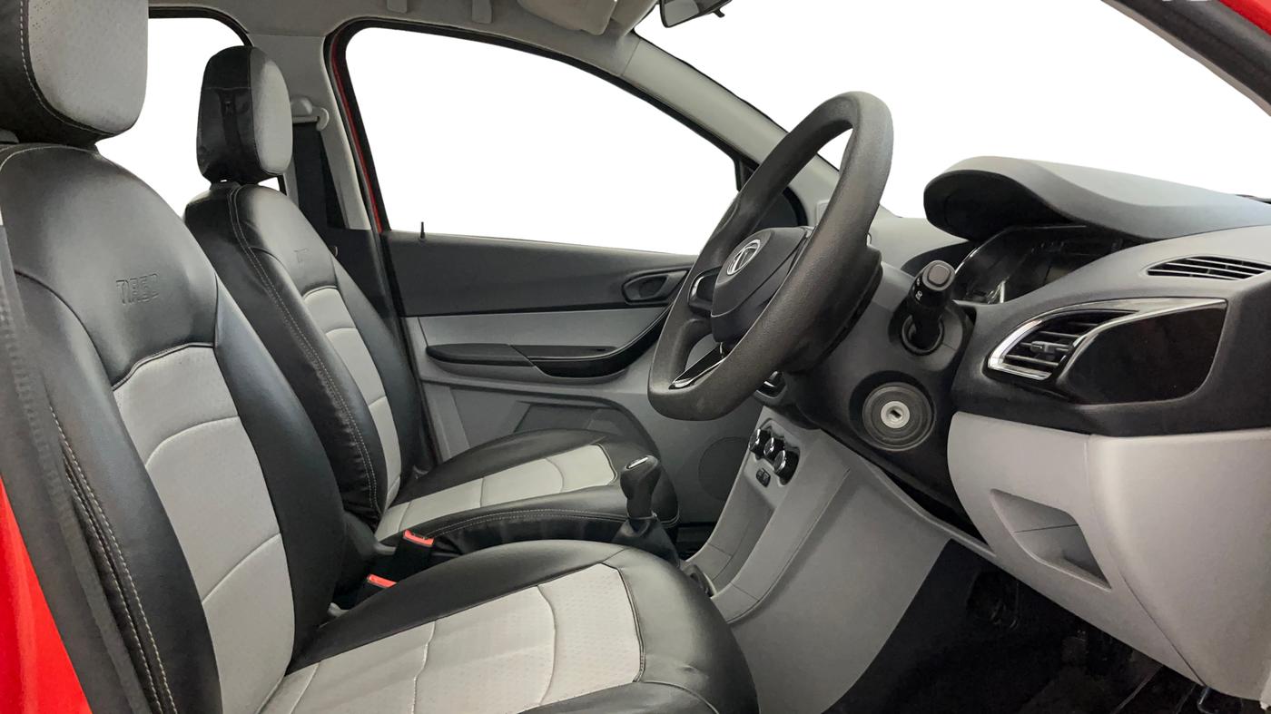 2020 Tata Tiago XT PETROL, Petrol, Manual, 34,785 km, Right Side Front Door Cabin