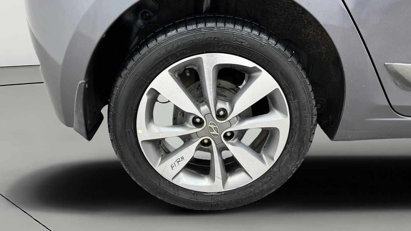 2015 Hyundai Elite i20 SPORTZ 1.2, Petrol, Manual, 76,326 km, Right Rear Wheel
