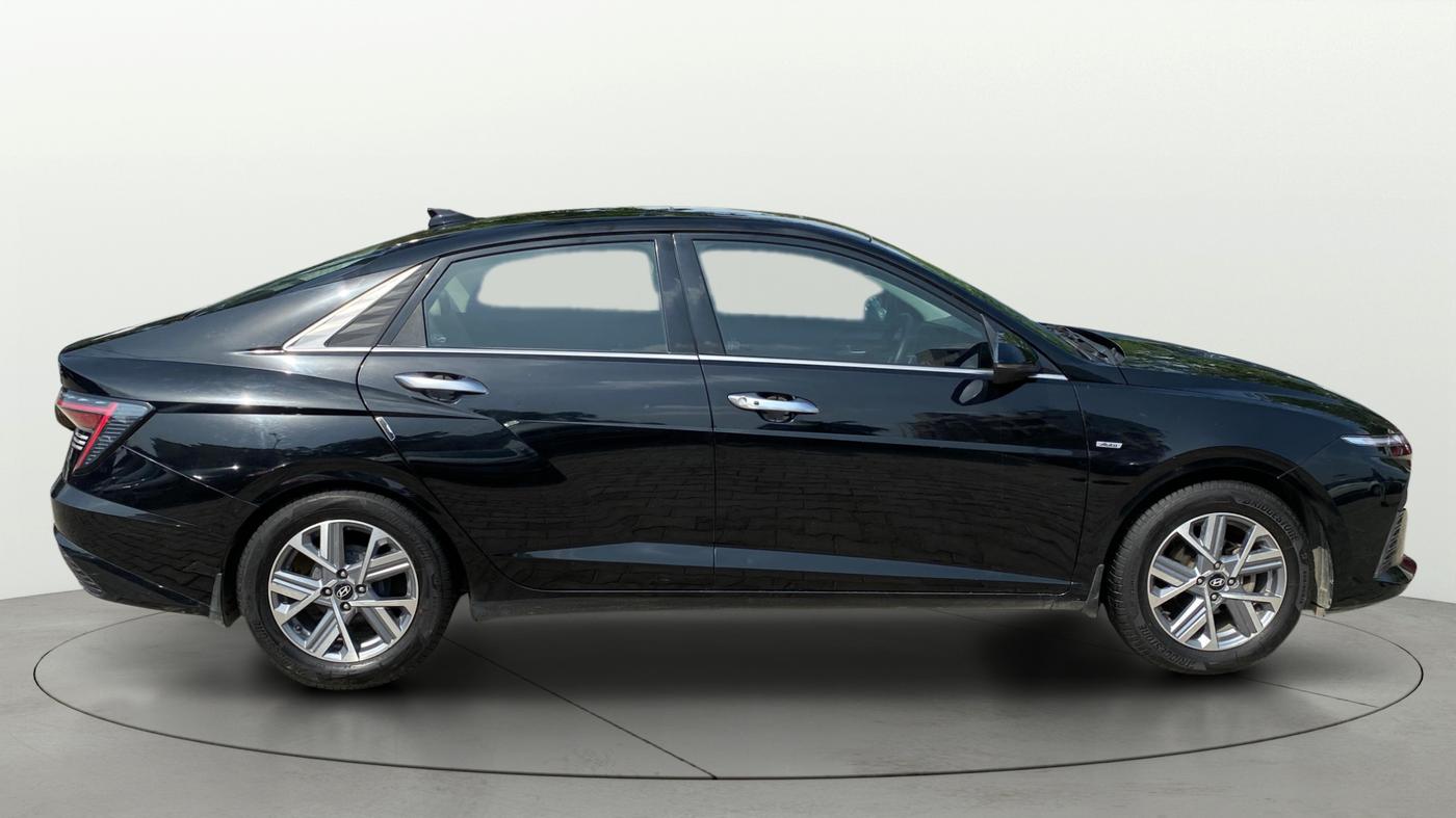 2023 Hyundai Verna SX(O) 1.5 MPI IVT , Petrol, Automatic, 64,606 km, Right Side View