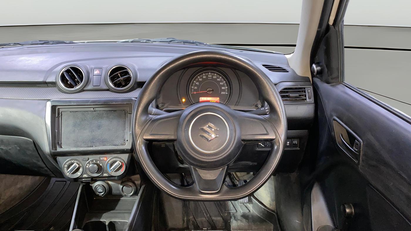 2024 Maruti Swift LXI, Petrol, Manual, 15,848 km, Steering Wheel Close Up