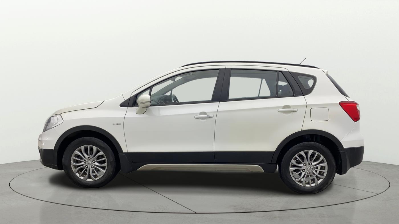 2017 Maruti S Cross ZETA 1.3, Diesel, Manual, 1,02,030 km, Left Side