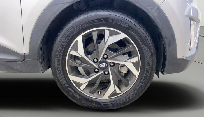 2017 Hyundai Creta SX PLUS AT 1.6 PETROL, Petrol, Automatic, 74,253 km, Right Front Wheel