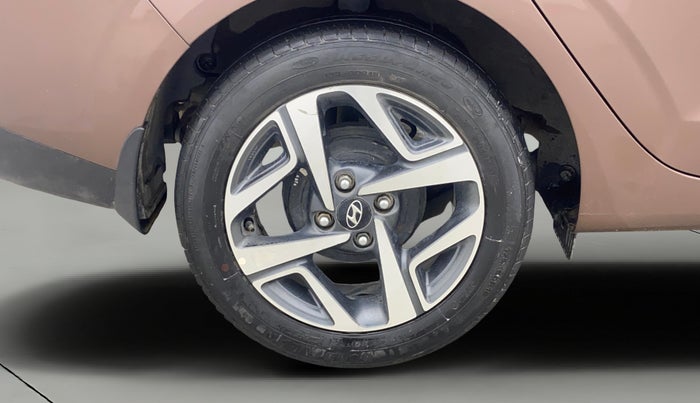 2020 Hyundai AURA SX PLUS 1.2 AMT, Petrol, Automatic, 30,090 km, Right Rear Wheel