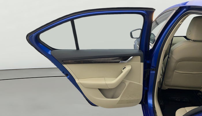 2015 Skoda Octavia ELEGANCE 1.8 TSI AT, Petrol, Automatic, 65,121 km, LHS Rear Door