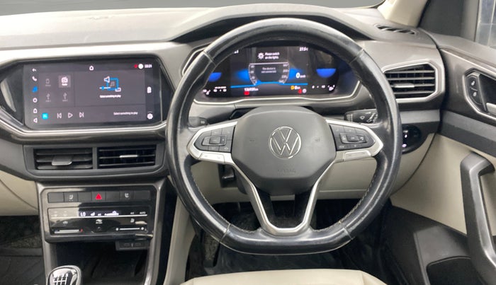 2022 Volkswagen TAIGUN TOPLINE 1.0 TSI MT, Petrol, Manual, 1,36,897 km, Steering Wheel Close Up