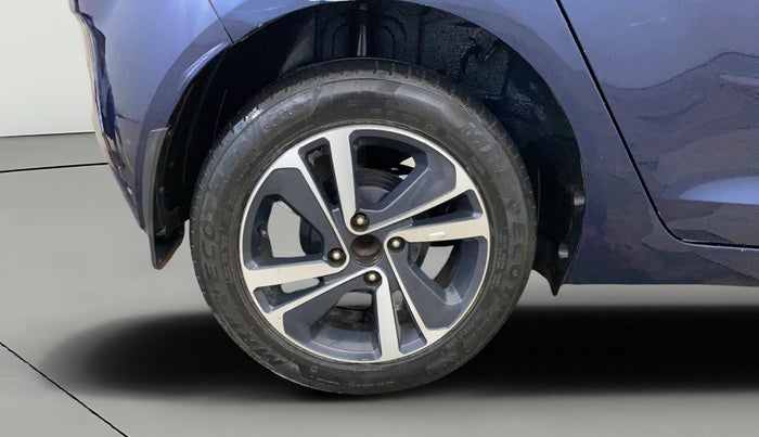 2023 Tata ALTROZ XZ PLUS SUNROOF CNG, CNG, Manual, 25,653 km, Right Rear Wheel