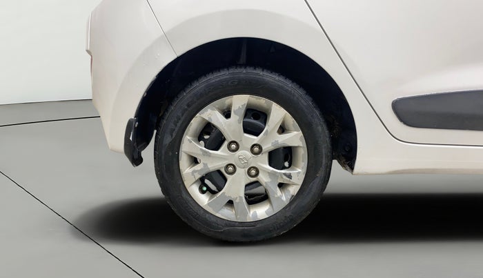 2016 Hyundai Grand i10 SPORTZ 1.2 KAPPA VTVT, Petrol, Manual, 73,649 km, Right Rear Wheel