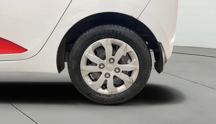 2014 Hyundai Eon 1.0 MAGNA +, Petrol, Manual, 52,140 km, Left Rear Wheel