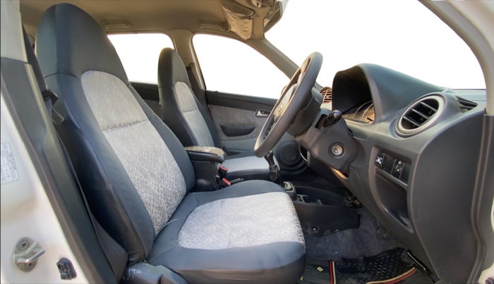 2017 Maruti Alto 800 LXI, CNG, Manual, 75,513 km, Right Side Front Door Cabin