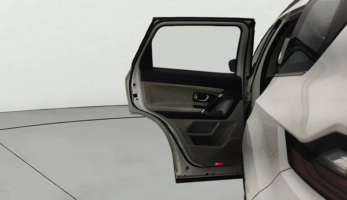 2023 Tata Safari XZA PLUS O 6STR, Diesel, Automatic, 33,899 km, LHS Rear Door