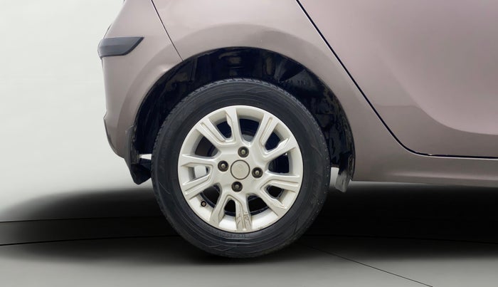 2017 Tata Tiago XZ PETROL, Petrol, Manual, 90,054 km, Right Rear Wheel