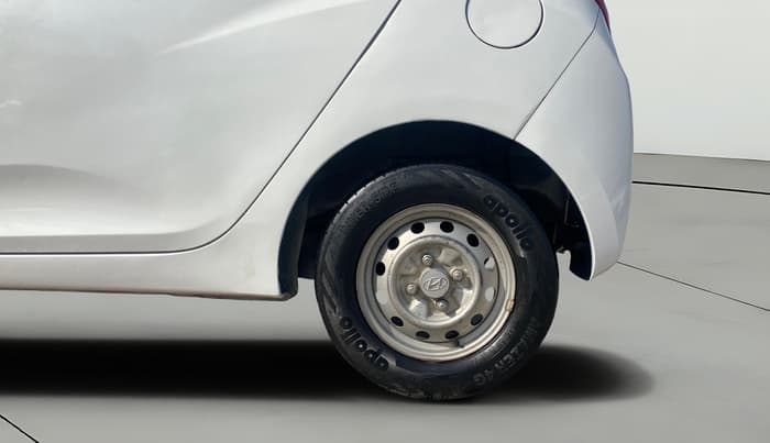 2014 Hyundai Eon ERA +, Petrol, Manual, 45,074 km, Left Rear Wheel