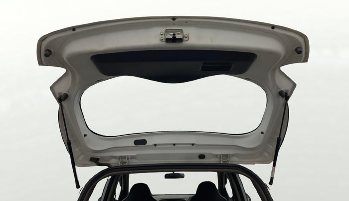 2014 Hyundai Grand i10 SPORTZ 1.2 KAPPA VTVT, Petrol, Manual, 63,329 km, Boot Door Open