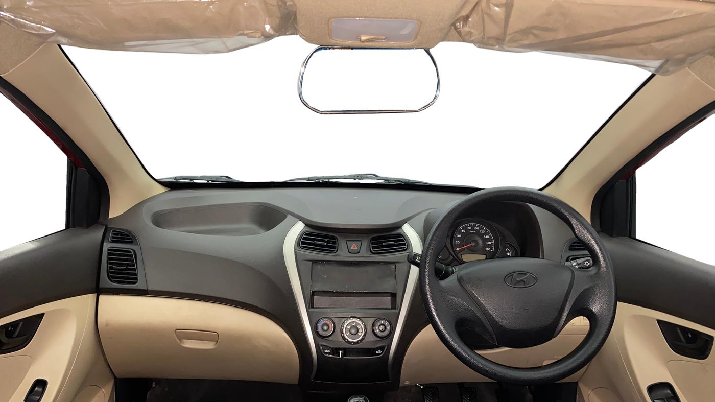2018 Hyundai Eon ERA +, Petrol, Manual, 16,075 km, Dashboard