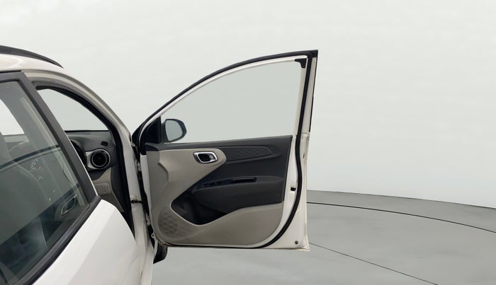 2019 Hyundai GRAND I10 NIOS SPORTZ AMT 1.2 KAPPA VTVT, Petrol, Automatic, 37,206 km, RHS Front Door