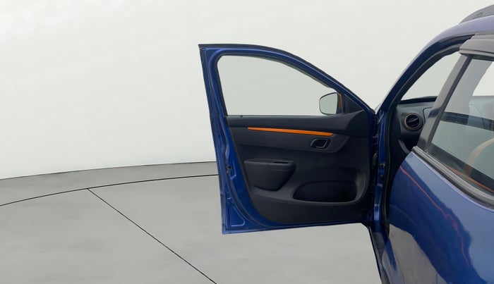 2017 Renault Kwid CLIMBER 1.0 AMT, Petrol, Automatic, 55,404 km, LHS Front Door