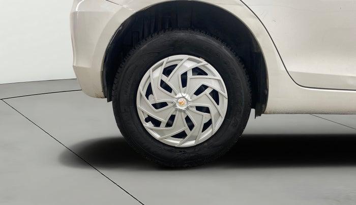 2012 Maruti Swift VDI, Diesel, Manual, 1,05,315 km, Right Rear Wheel