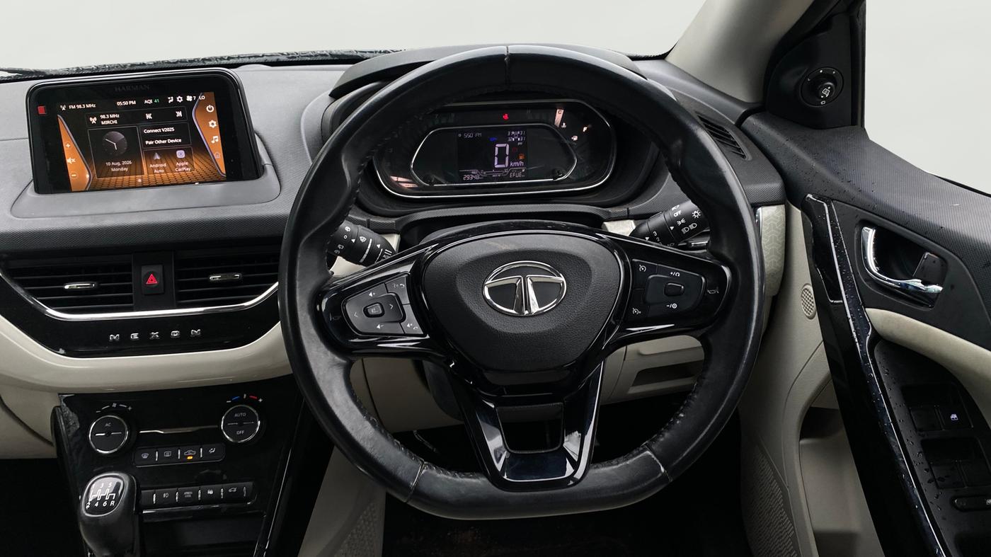 2022 Tata NEXON XZ PLUS (PREMIUM) PETROL, Petrol, Manual, 29,325 km, Steering Wheel Close Up