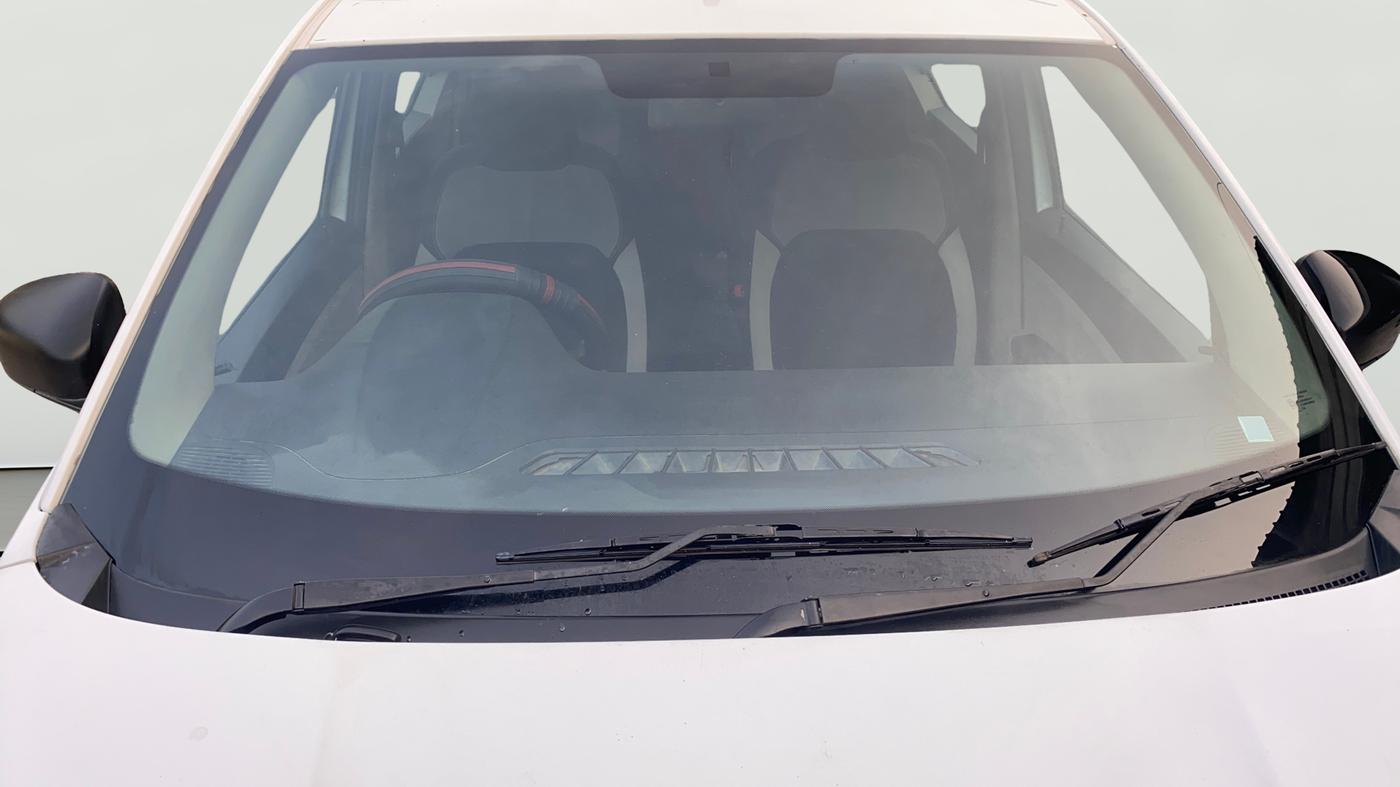 2022 Renault TRIBER RXL MT, CNG, Manual, 51,509 km, Front Windshield