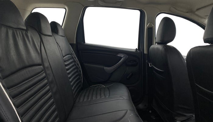 2015 Renault Duster RXE PETROL, Petrol, Manual, 64,306 km, Right Side Rear Door Cabin