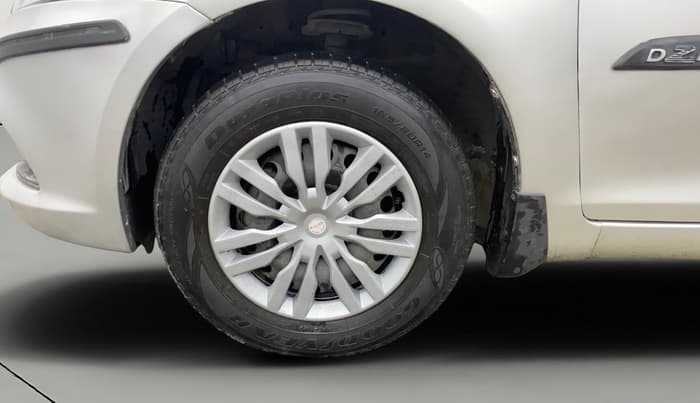 2015 Maruti Swift Dzire VXI, Petrol, Manual, 31,519 km, Left Front Wheel