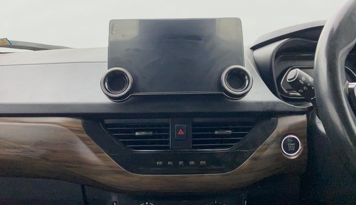 2022 Tata NEXON XZA PLUS (PREMIUM) KAZIRANGA DIESEL, Diesel, Automatic, 68,688 km, Air Conditioner